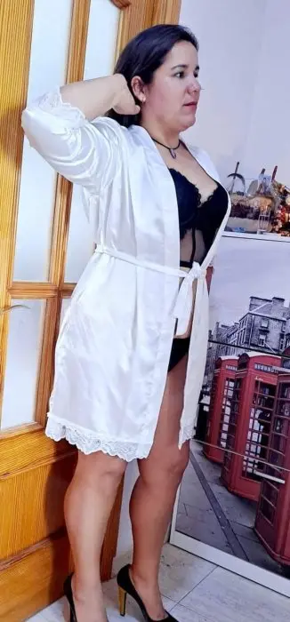 Escort Model Valeria